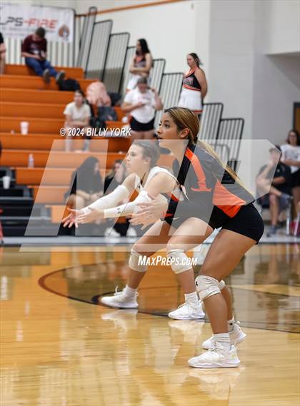 Thumbnail 2 in Grand Saline vs Eustace photogallery.