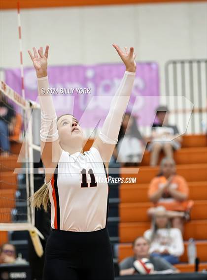 Thumbnail 2 in Grand Saline vs Eustace photogallery.