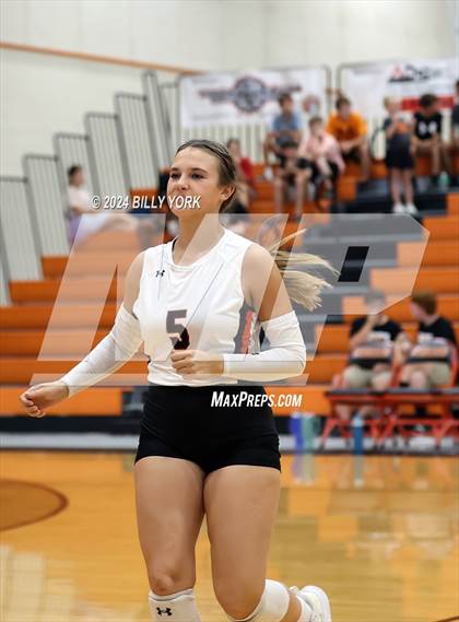 Thumbnail 1 in Grand Saline vs Eustace photogallery.