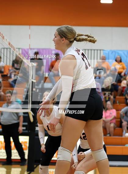 Thumbnail 1 in Grand Saline vs Eustace photogallery.