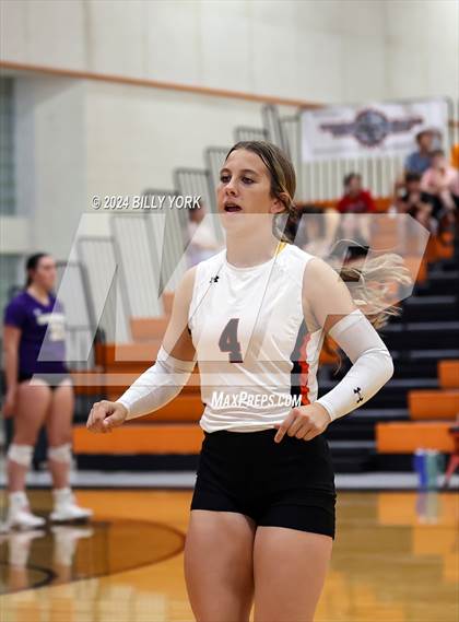 Thumbnail 3 in Grand Saline vs Eustace photogallery.