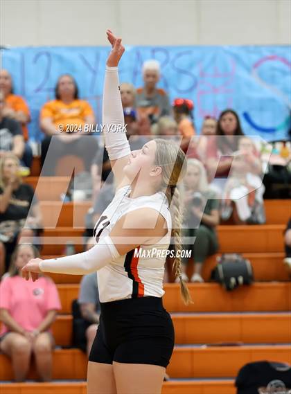 Thumbnail 2 in Grand Saline vs Eustace photogallery.