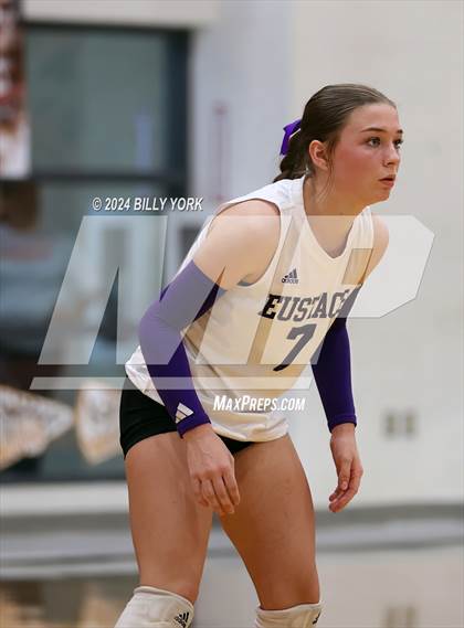 Thumbnail 2 in Grand Saline vs Eustace photogallery.
