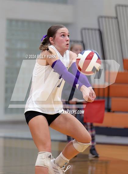 Thumbnail 1 in Grand Saline vs Eustace photogallery.