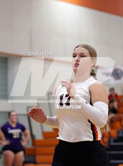 Thumbnail 3 in Grand Saline vs Eustace photogallery.