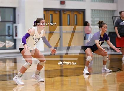 Thumbnail 3 in Grand Saline vs Eustace photogallery.