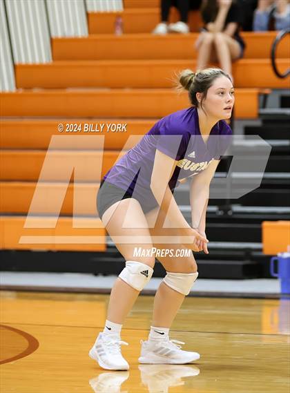 Thumbnail 1 in Grand Saline vs Eustace photogallery.