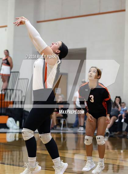 Thumbnail 3 in Grand Saline vs Eustace photogallery.