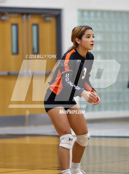 Thumbnail 3 in Grand Saline vs Eustace photogallery.