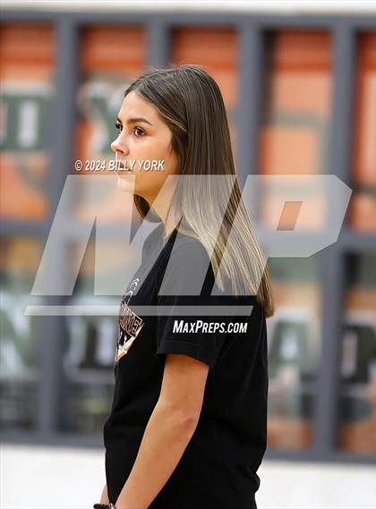 Thumbnail 3 in Grand Saline vs Eustace photogallery.