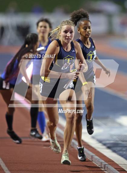Thumbnail 3 in CIF State Track and Field Championship (Girls 4x400 Relay) photogallery.