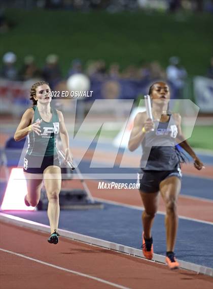 Thumbnail 2 in CIF State Track and Field Championship (Girls 4x400 Relay) photogallery.