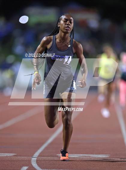 Thumbnail 3 in CIF State Track and Field Championship (Girls 4x400 Relay) photogallery.