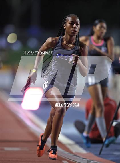 Thumbnail 3 in CIF State Track and Field Championship (Girls 4x400 Relay) photogallery.
