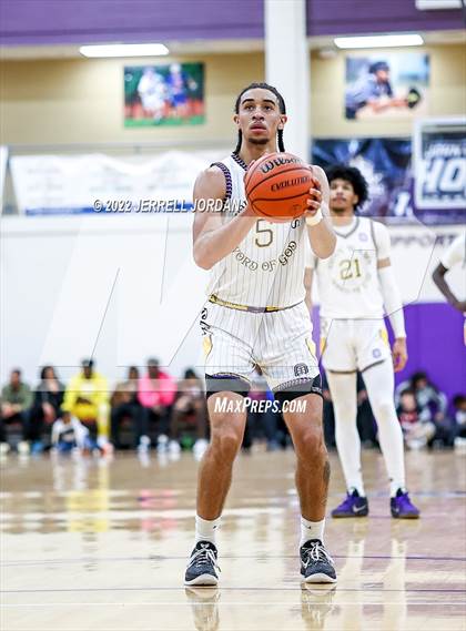 Thumbnail 3 in Word of God Christian Academy vs Prolific Prep of Napa Christian (John Wall Holiday Invitational) photogallery.