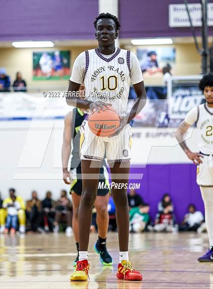Thumbnail 3 in Word of God Christian Academy vs Prolific Prep of Napa Christian (John Wall Holiday Invitational) photogallery.