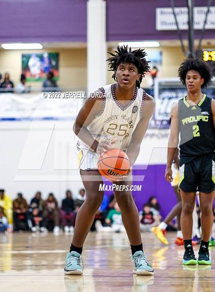 Thumbnail 1 in Word of God Christian Academy vs Prolific Prep of Napa Christian (John Wall Holiday Invitational) photogallery.