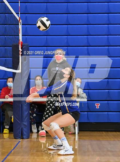 Thumbnail 3 in Terra Linda vs. West County photogallery.