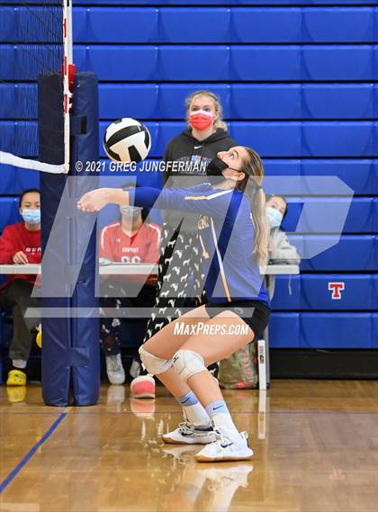 Thumbnail 1 in Terra Linda vs. West County photogallery.