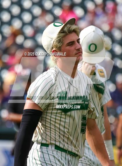Thumbnail 2 in Overton vs. Collinsville (UIL Baseball 2A D2 Final) photogallery.