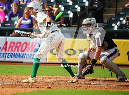 Thumbnail 2 in Overton vs. Collinsville (UIL Baseball 2A D2 Final) photogallery.