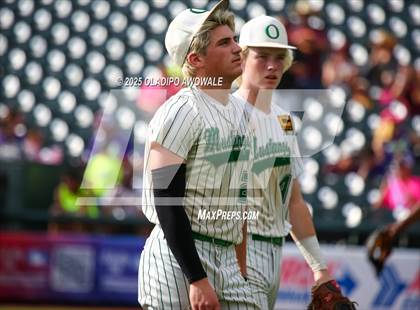 Thumbnail 1 in Overton vs. Collinsville (UIL Baseball 2A D2 Final) photogallery.
