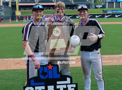 Thumbnail 2 in Overton vs. Collinsville (UIL Baseball 2A D2 Final) photogallery.
