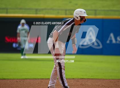 Thumbnail 3 in Overton vs. Collinsville (UIL Baseball 2A D2 Final) photogallery.