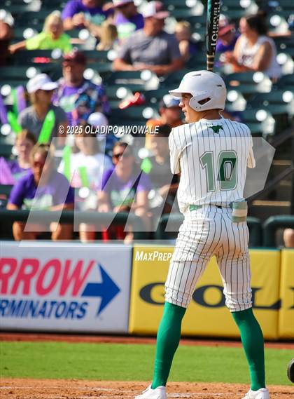 Thumbnail 2 in Overton vs. Collinsville (UIL Baseball 2A D2 Final) photogallery.