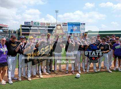 Thumbnail 2 in Overton vs. Collinsville (UIL Baseball 2A D2 Final) photogallery.