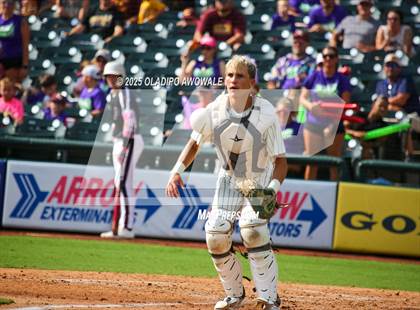 Thumbnail 2 in Overton vs. Collinsville (UIL Baseball 2A D2 Final) photogallery.