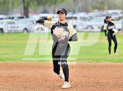 Thumbnail 3 in Scripps Ranch vs. Westview (Cougar Classic) photogallery.