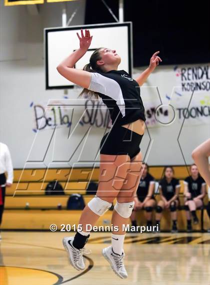 Thumbnail 1 in Bishop O'Dowd vs. Miramonte (CIF NCS D3 2nd Round) photogallery.