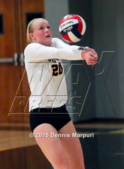 Thumbnail 1 in Bishop O'Dowd vs. Miramonte (CIF NCS D3 2nd Round) photogallery.