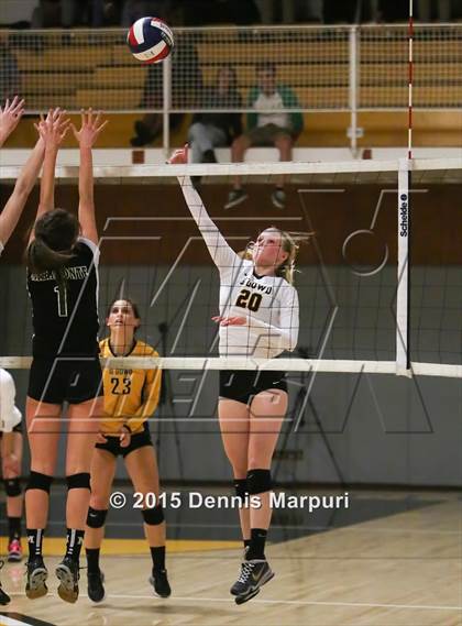 Thumbnail 2 in Bishop O'Dowd vs. Miramonte (CIF NCS D3 2nd Round) photogallery.
