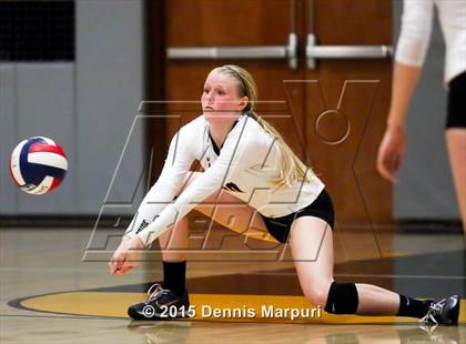 Thumbnail 3 in Bishop O'Dowd vs. Miramonte (CIF NCS D3 2nd Round) photogallery.