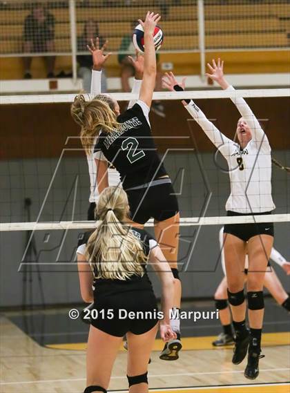 Thumbnail 2 in Bishop O'Dowd vs. Miramonte (CIF NCS D3 2nd Round) photogallery.