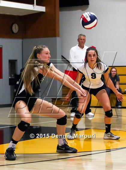 Thumbnail 1 in Bishop O'Dowd vs. Miramonte (CIF NCS D3 2nd Round) photogallery.
