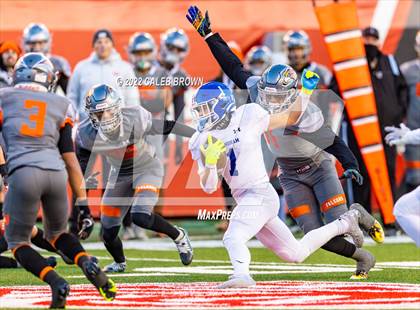 Thumbnail 3 in Skyridge vs. Bingham (UHSAA 6A Semifinal) photogallery.
