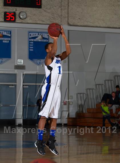 Thumbnail 3 in East Union vs. Bear Creek (Bruin Shootout) photogallery.