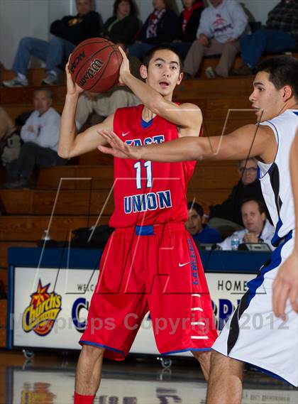 Thumbnail 2 in East Union vs. Bear Creek (Bruin Shootout) photogallery.