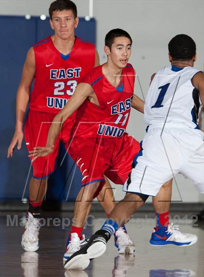 Thumbnail 2 in East Union vs. Bear Creek (Bruin Shootout) photogallery.