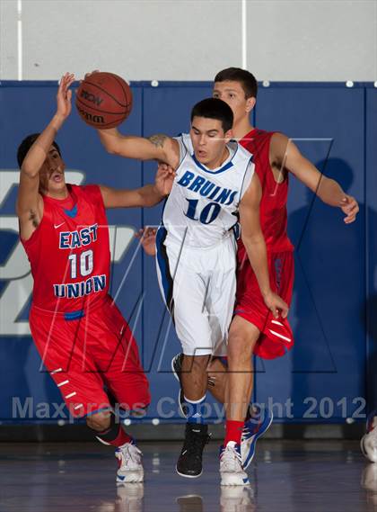 Thumbnail 1 in East Union vs. Bear Creek (Bruin Shootout) photogallery.