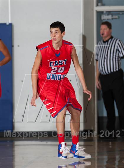 Thumbnail 1 in East Union vs. Bear Creek (Bruin Shootout) photogallery.