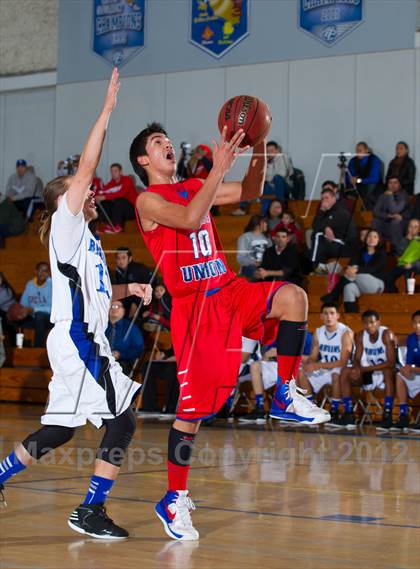 Thumbnail 2 in East Union vs. Bear Creek (Bruin Shootout) photogallery.