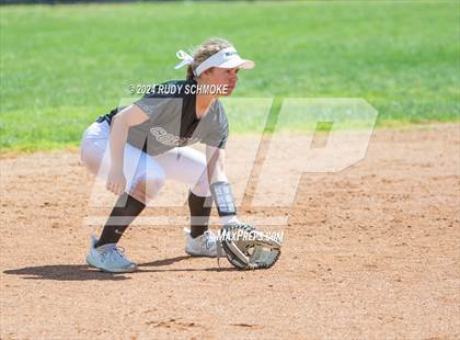 Thumbnail 2 in Coronado vs. Westminster (CCA Torrey Invitational) photogallery.
