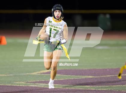 Thumbnail 2 in Royal @ Simi Valley photogallery.
