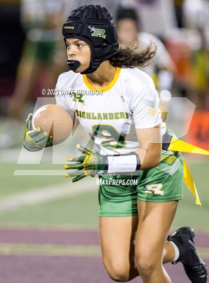 Thumbnail 1 in Royal @ Simi Valley photogallery.
