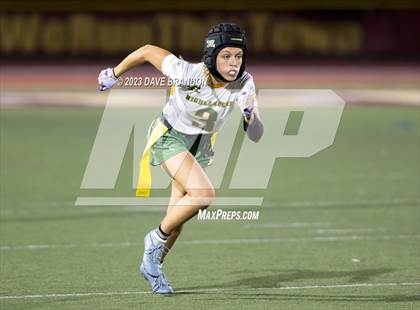 Thumbnail 2 in Royal @ Simi Valley photogallery.