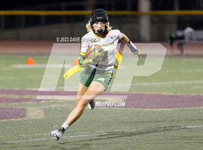 Thumbnail 1 in Royal @ Simi Valley photogallery.